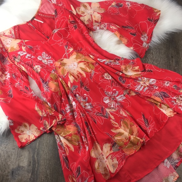 Eyes on you poppy combo floral mini dress - Picture 4 of 7